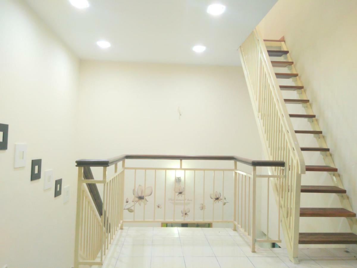 E&A Homestay Klia/ Sepang/ Nilai Εξωτερικό φωτογραφία
