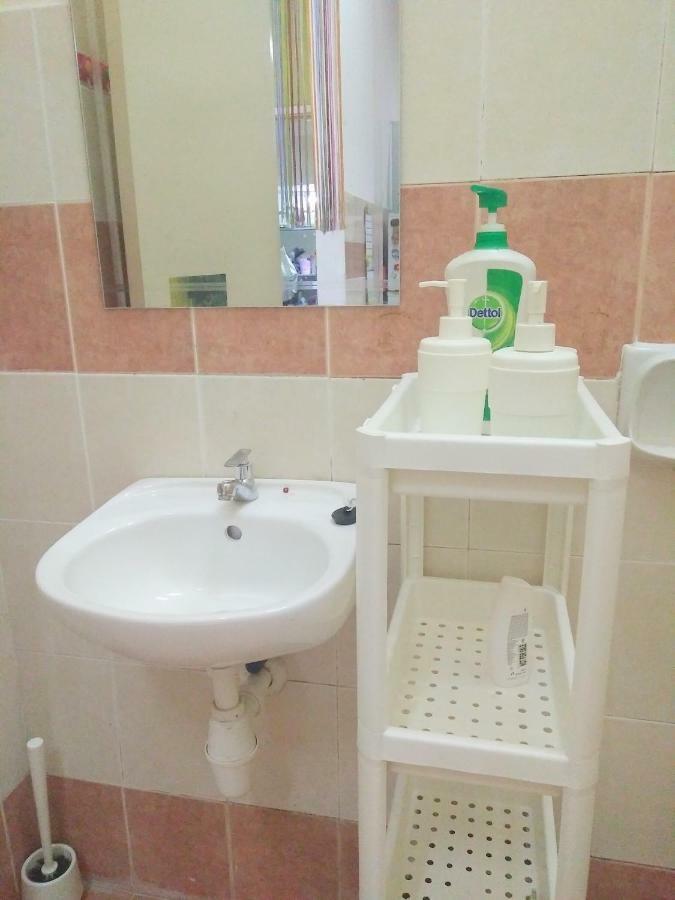 E&A Homestay Klia/ Sepang/ Nilai Εξωτερικό φωτογραφία